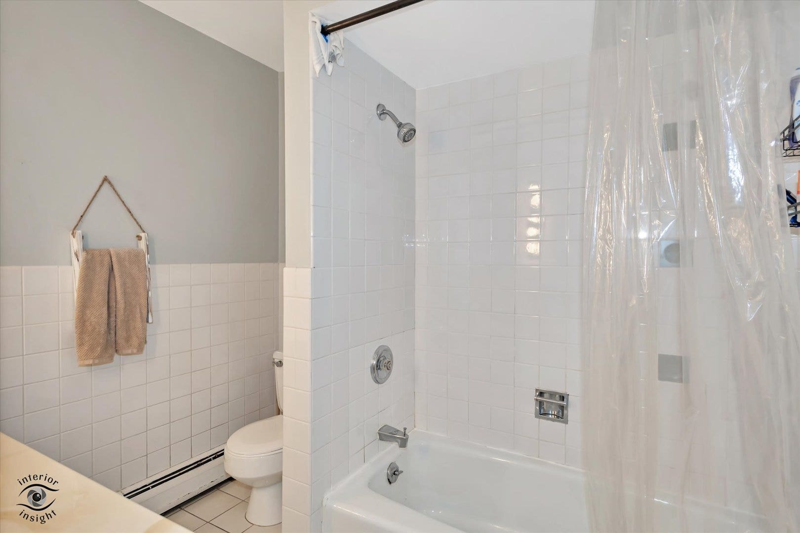 3915 Saratoga Avenue, #H117, Downers Grove, IL 60515 3915 Saratoga Avenue, #H117, Downers Grove, IL 60515