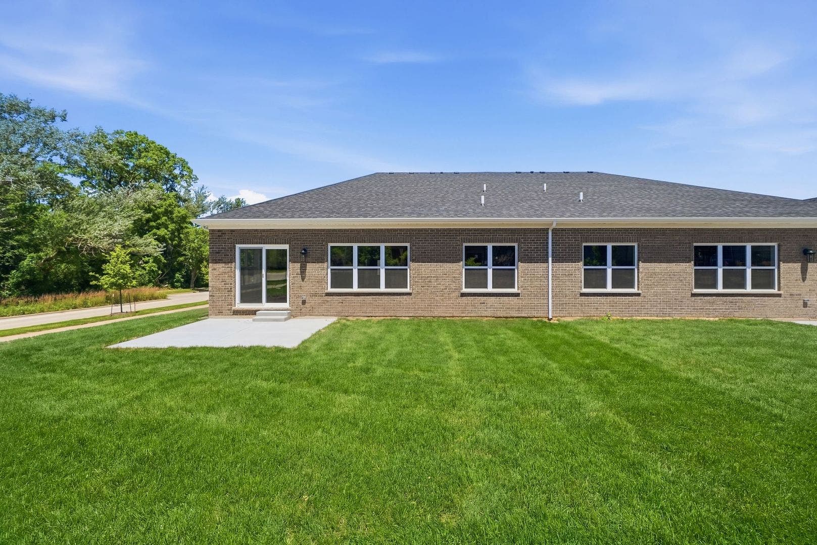 16590 Kayla Drive, Lemont, IL 60439 16590 Kayla Drive, Lemont, IL 60439