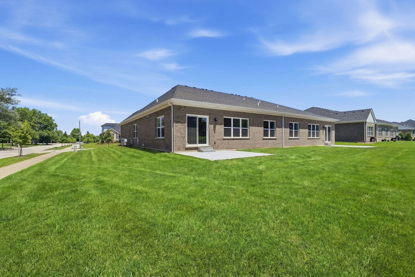 16590 Kayla Drive, Lemont, IL 60439 16590 Kayla Drive, Lemont, IL 60439
