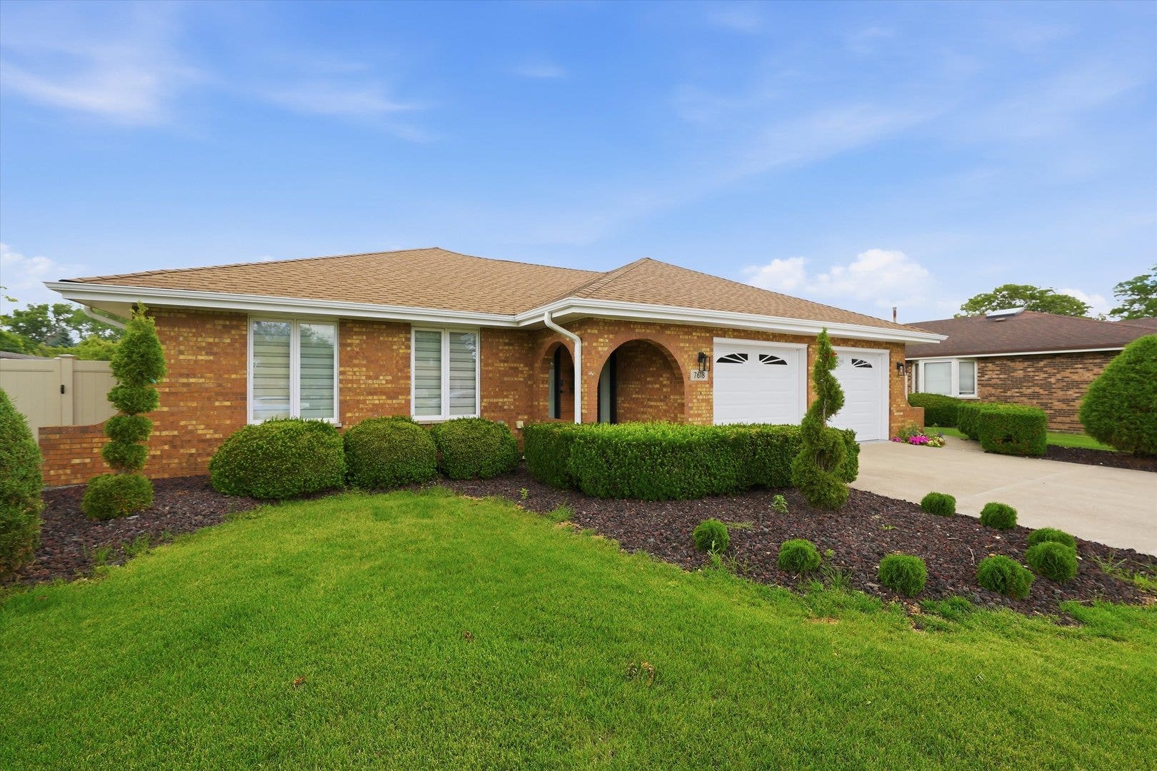 7618 W 157th Street, Orland Park, IL 60462