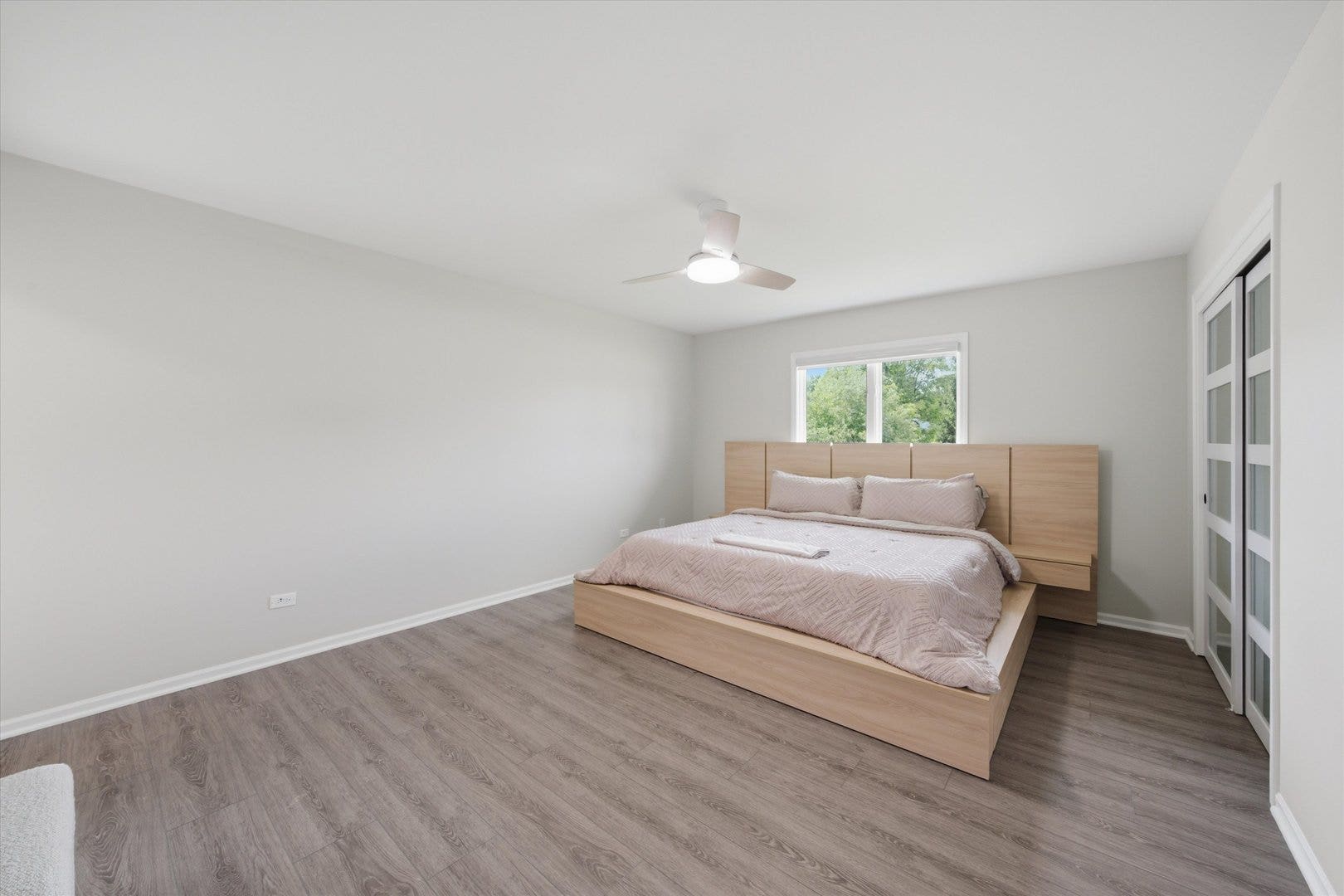 7618 W 157th Street, Orland Park, IL 60462