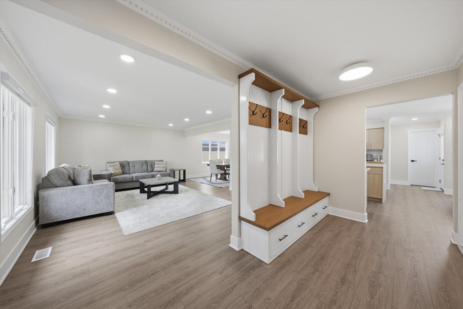 7618 W 157th Street, Orland Park, IL 60462