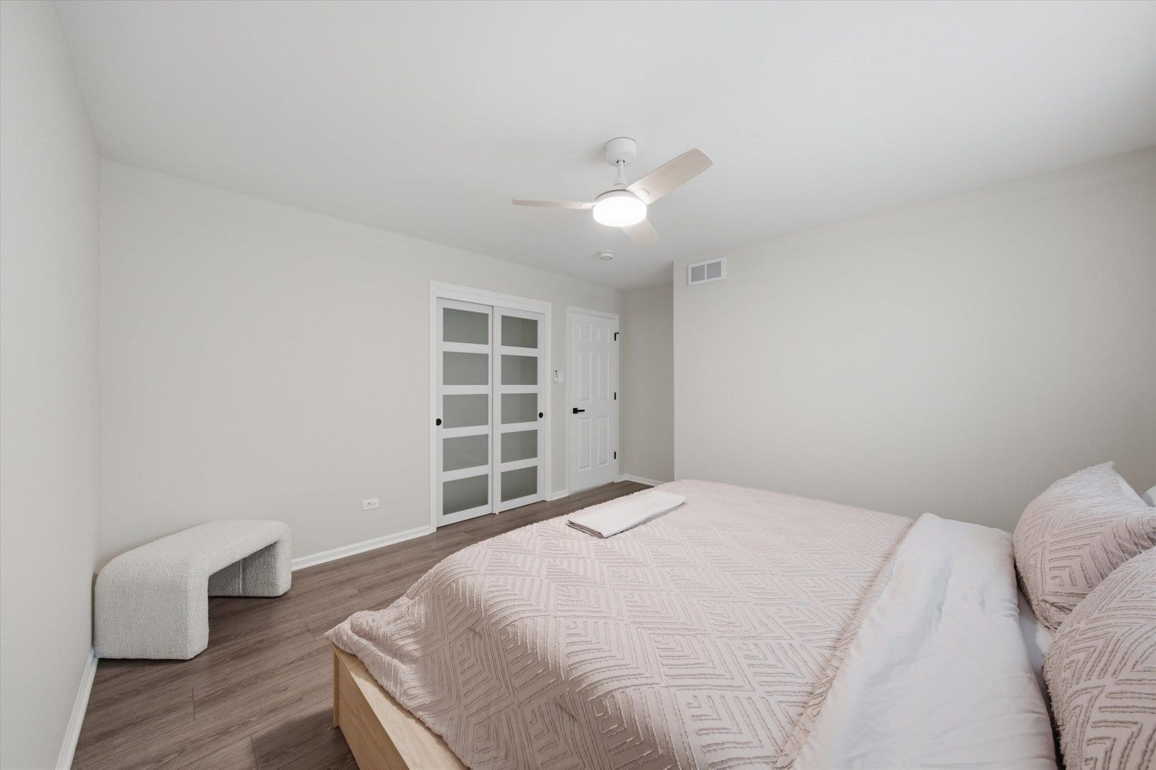 7618 W 157th Street, Orland Park, IL 60462