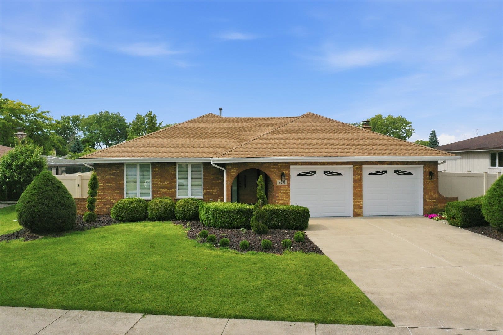 7618 W 157th Street, Orland Park, IL 60462