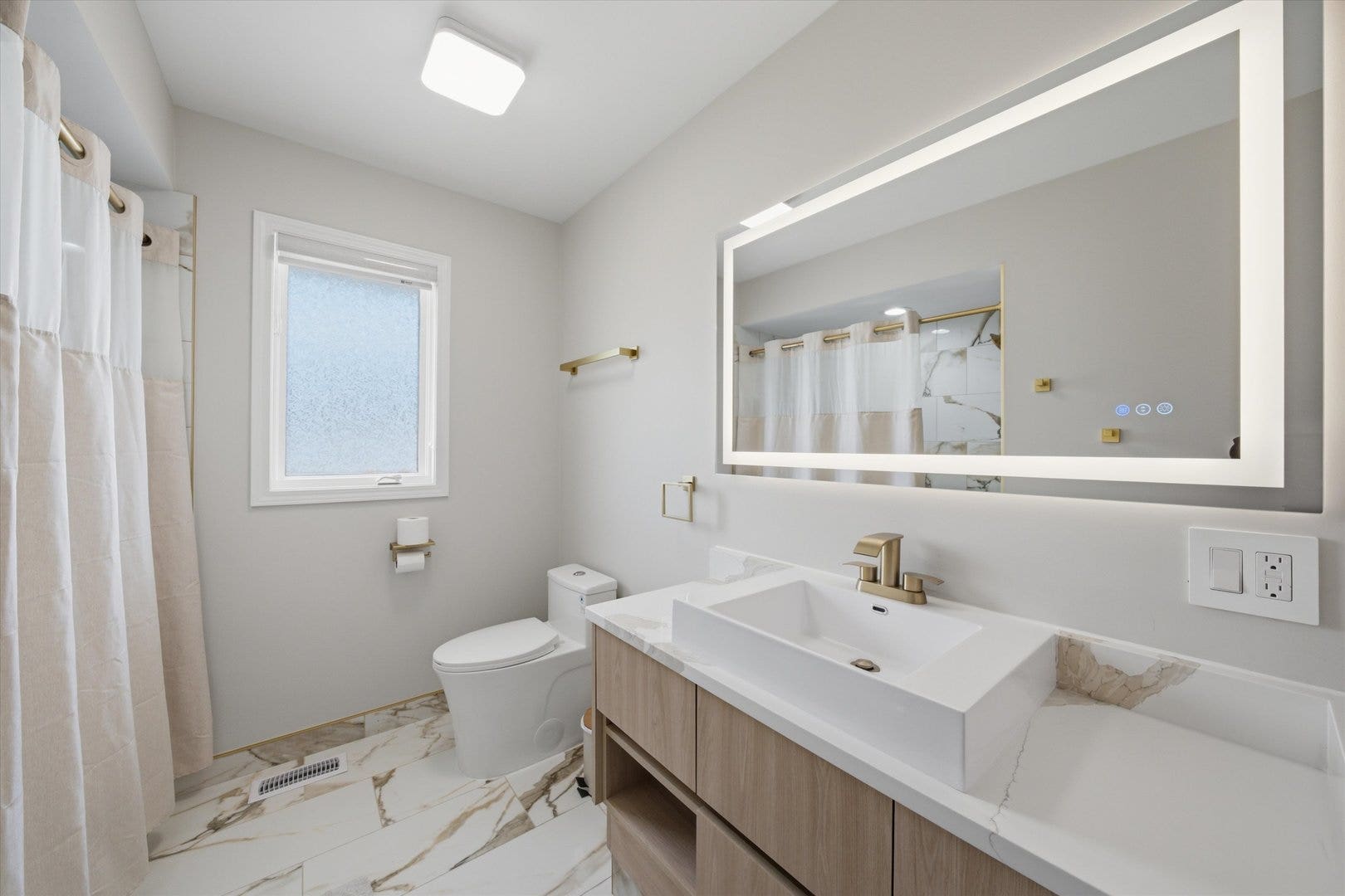 7618 W 157th Street, Orland Park, IL 60462