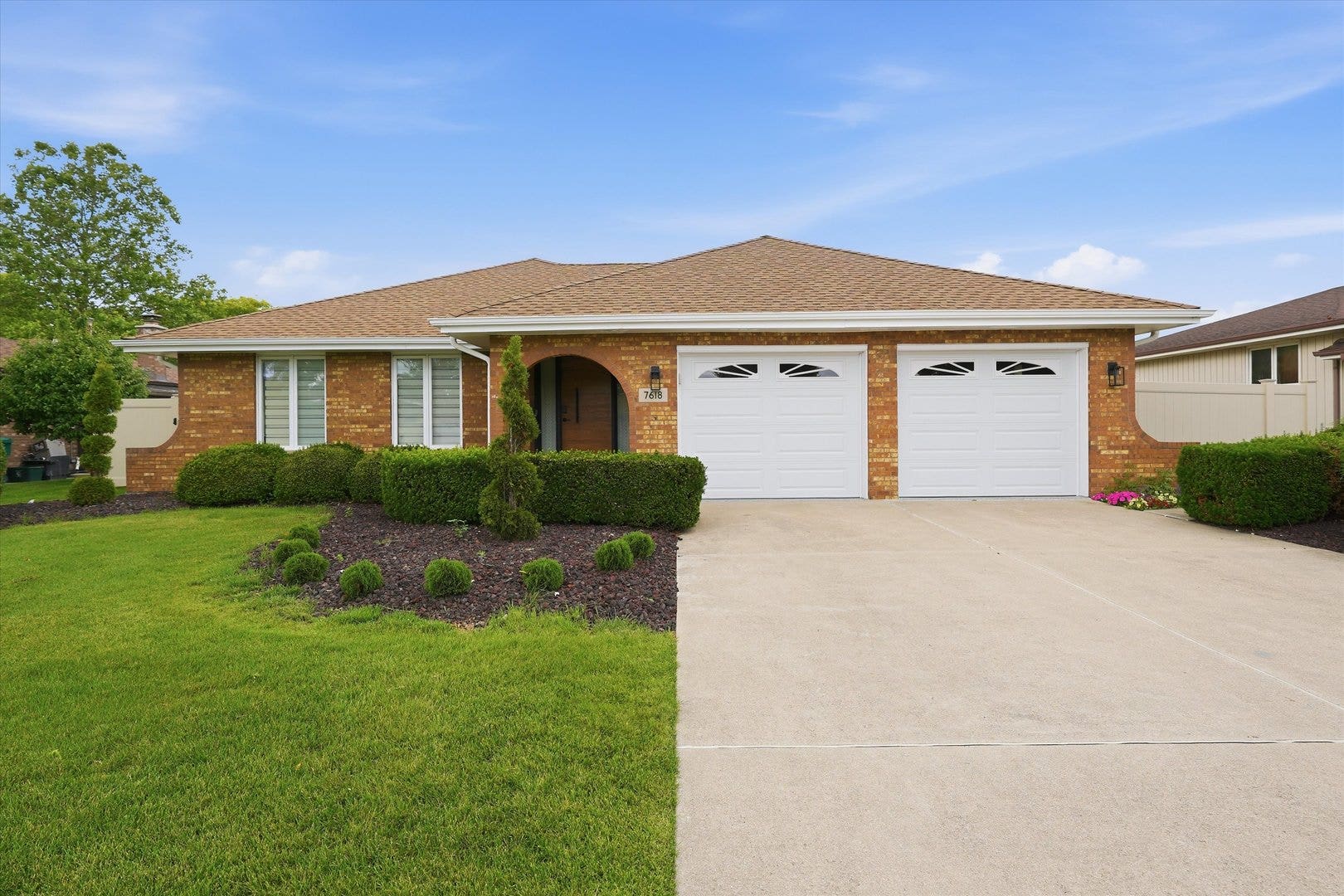 7618 W 157th Street, Orland Park, IL 60462