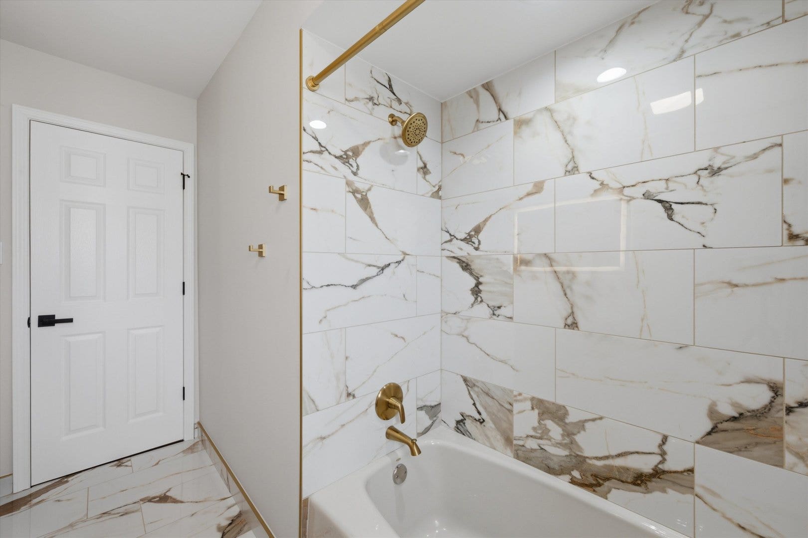7618 W 157th Street, Orland Park, IL 60462