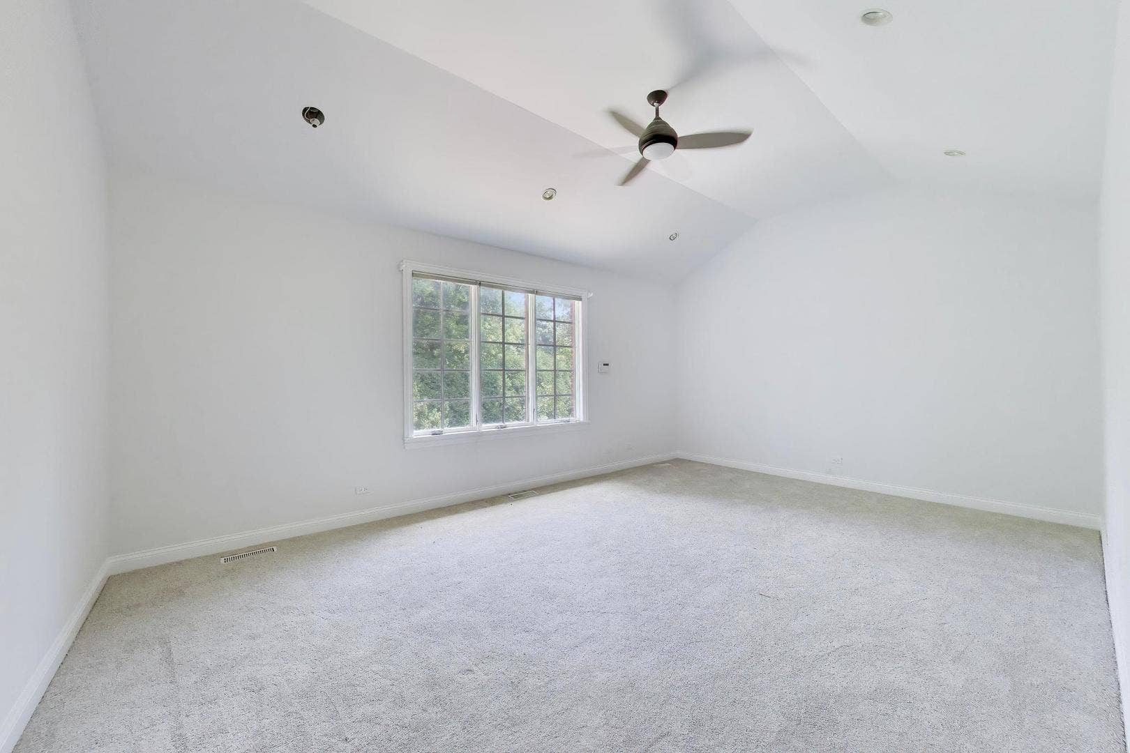 73 Locust Road, Winnetka, IL 60093