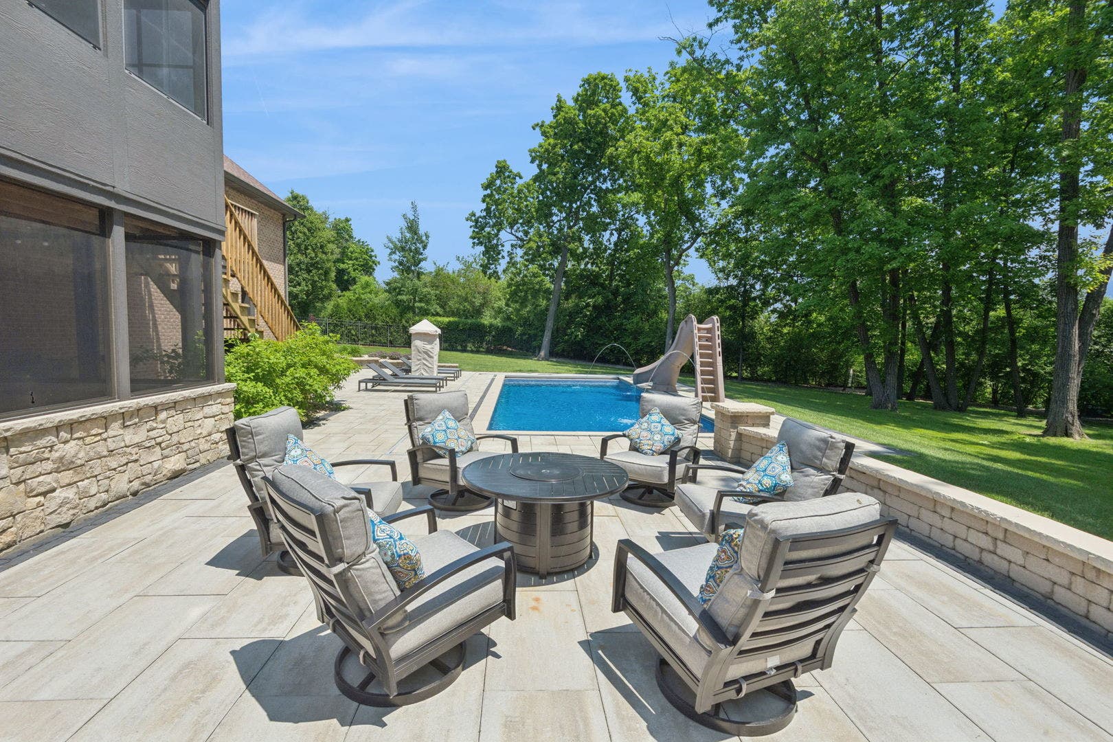 7817 W Emma Court, Orland Park, IL 60462 7817 W Emma Court, Orland Park, IL 60462