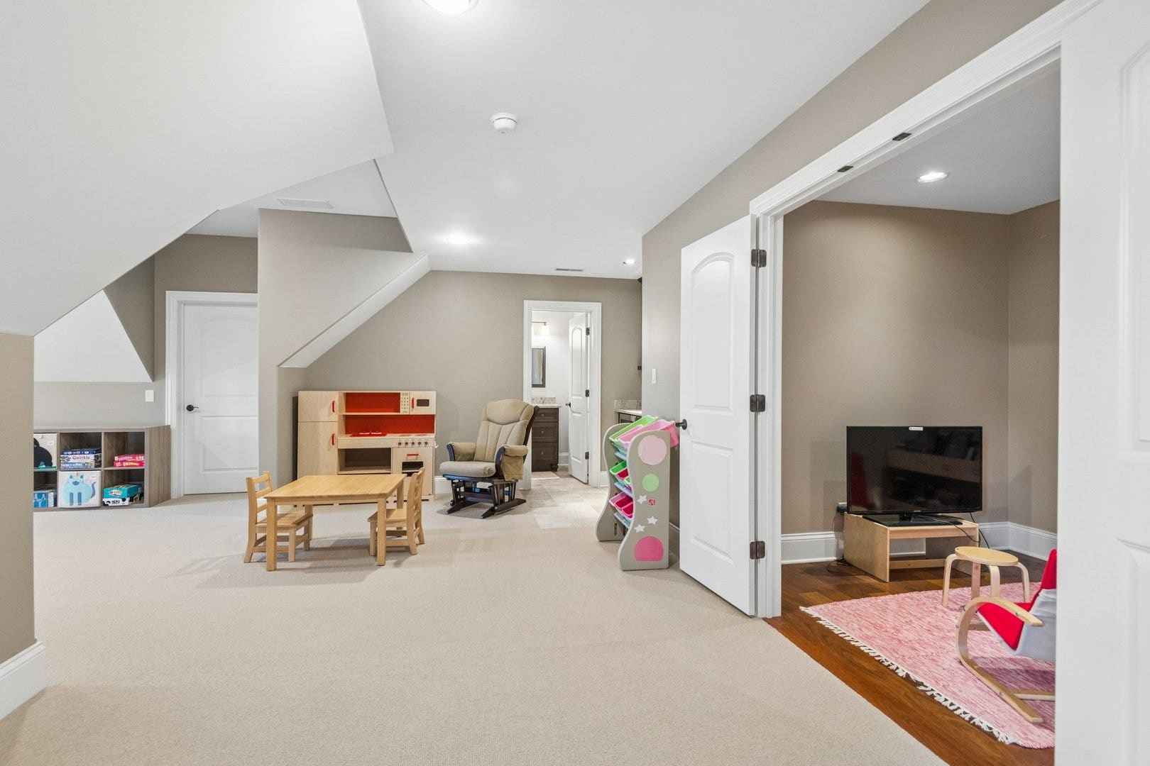 7817 W Emma Court, Orland Park, IL 60462 7817 W Emma Court, Orland Park, IL 60462