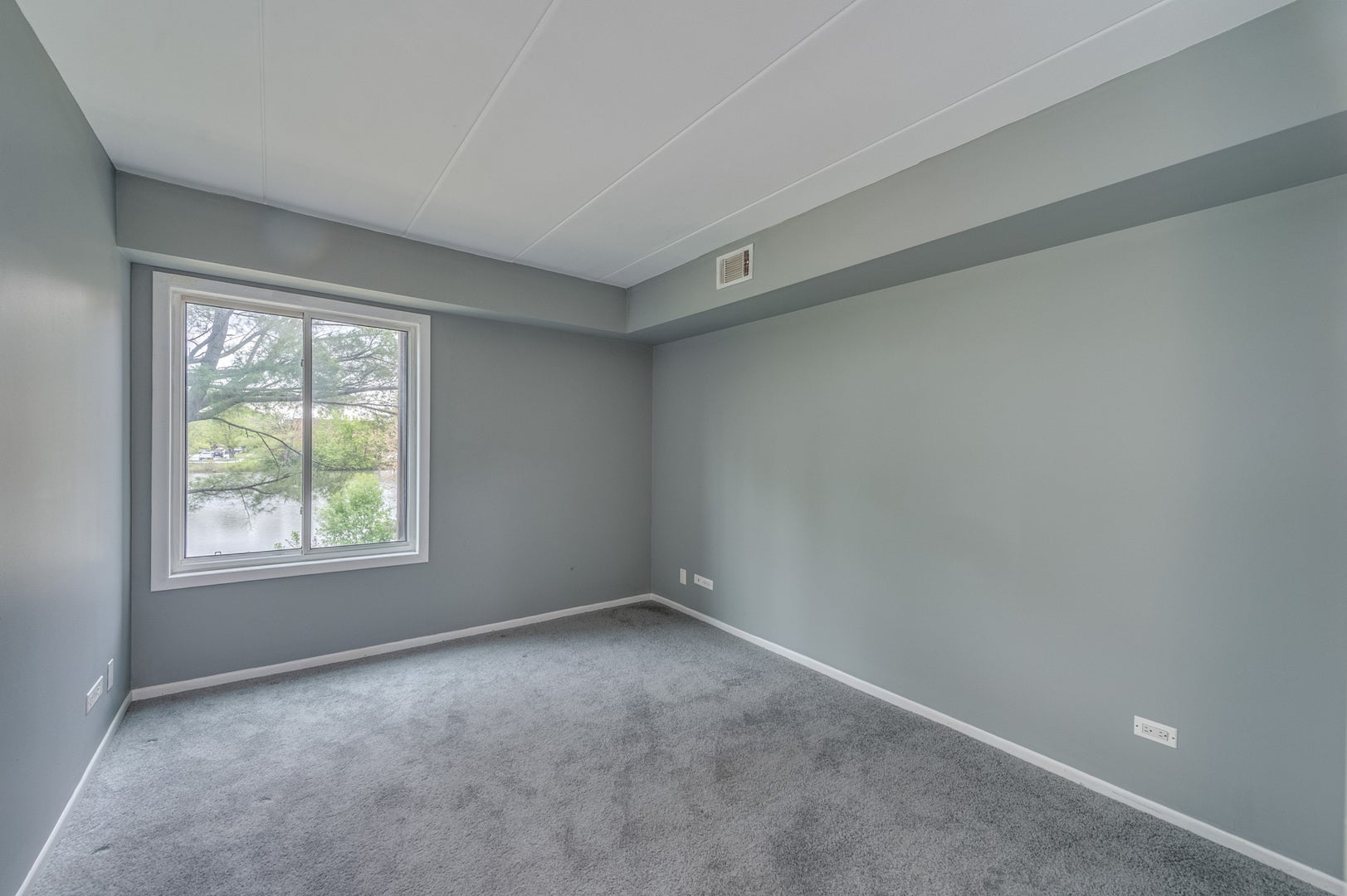 7505 175th Street, #122, Tinley Park, IL 60477