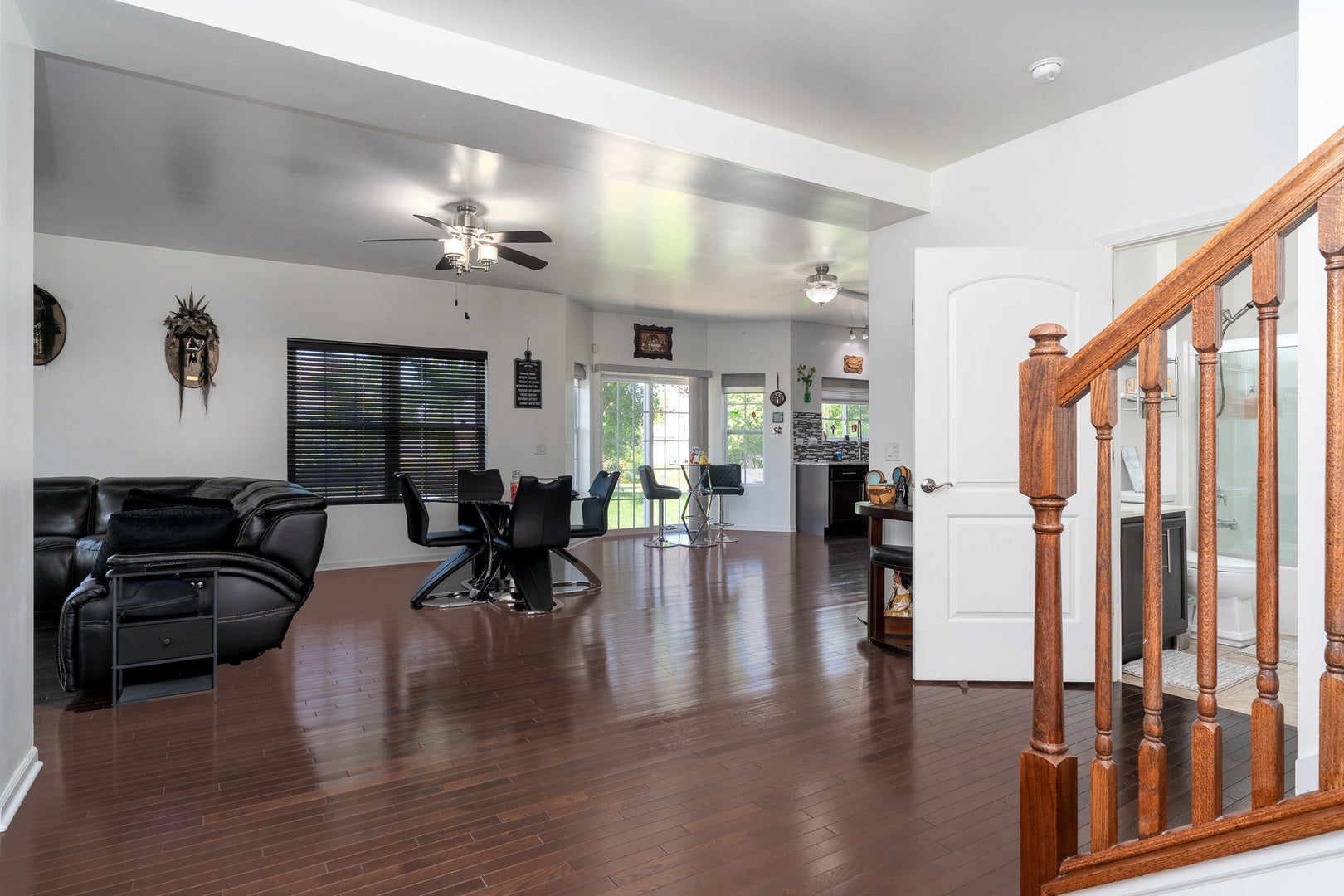 7108 Carbuck Court, Joliet, IL 60431 Living / Dining combo