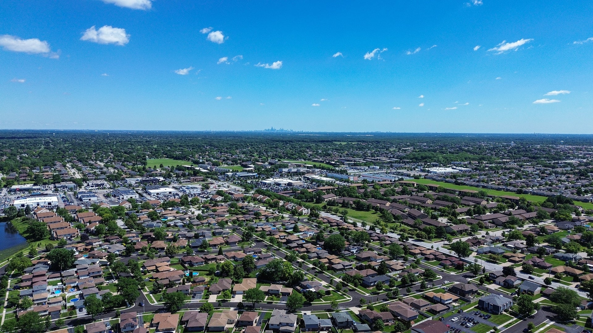 8543 163RD Street, Tinley Park, IL 60487 8543 163RD Street, Tinley Park, IL 60487