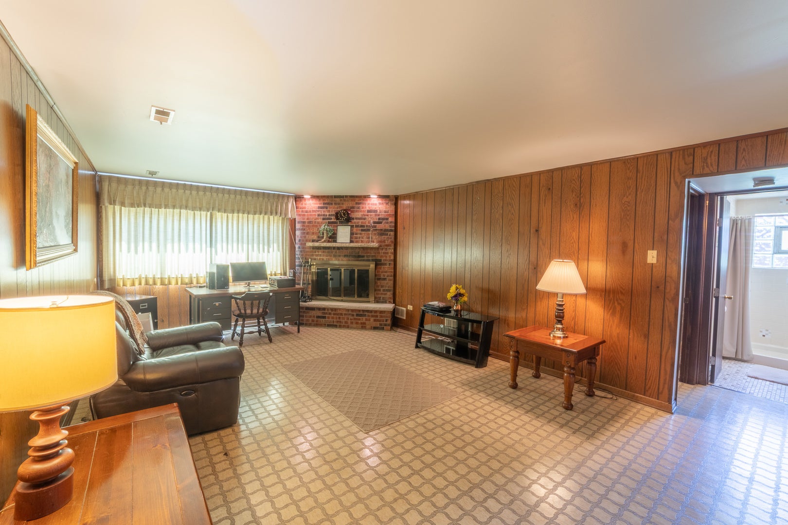 8543 163RD Street, Tinley Park, IL 60487 8543 163RD Street, Tinley Park, IL 60487