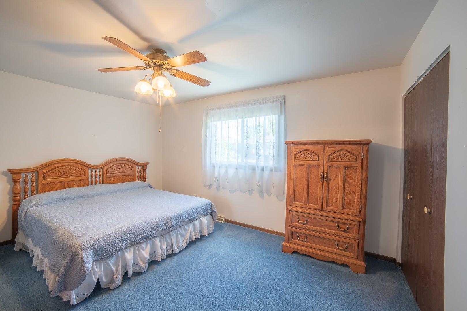 8543 163RD Street, Tinley Park, IL 60487 8543 163RD Street, Tinley Park, IL 60487