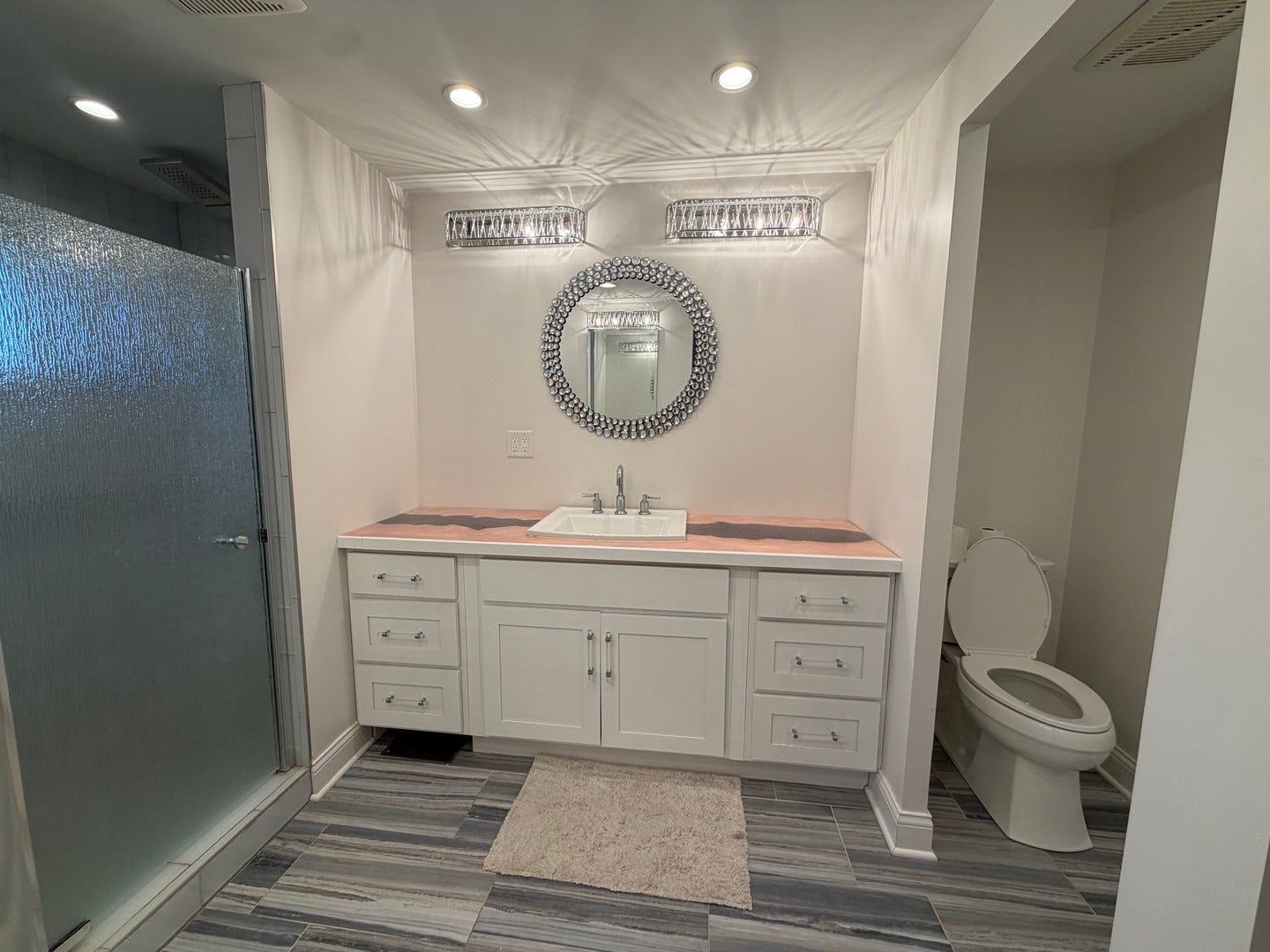 4532 Pershing Avenue, Downers Grove, IL 60515 4532 Pershing Avenue, Downers Grove, IL 60515