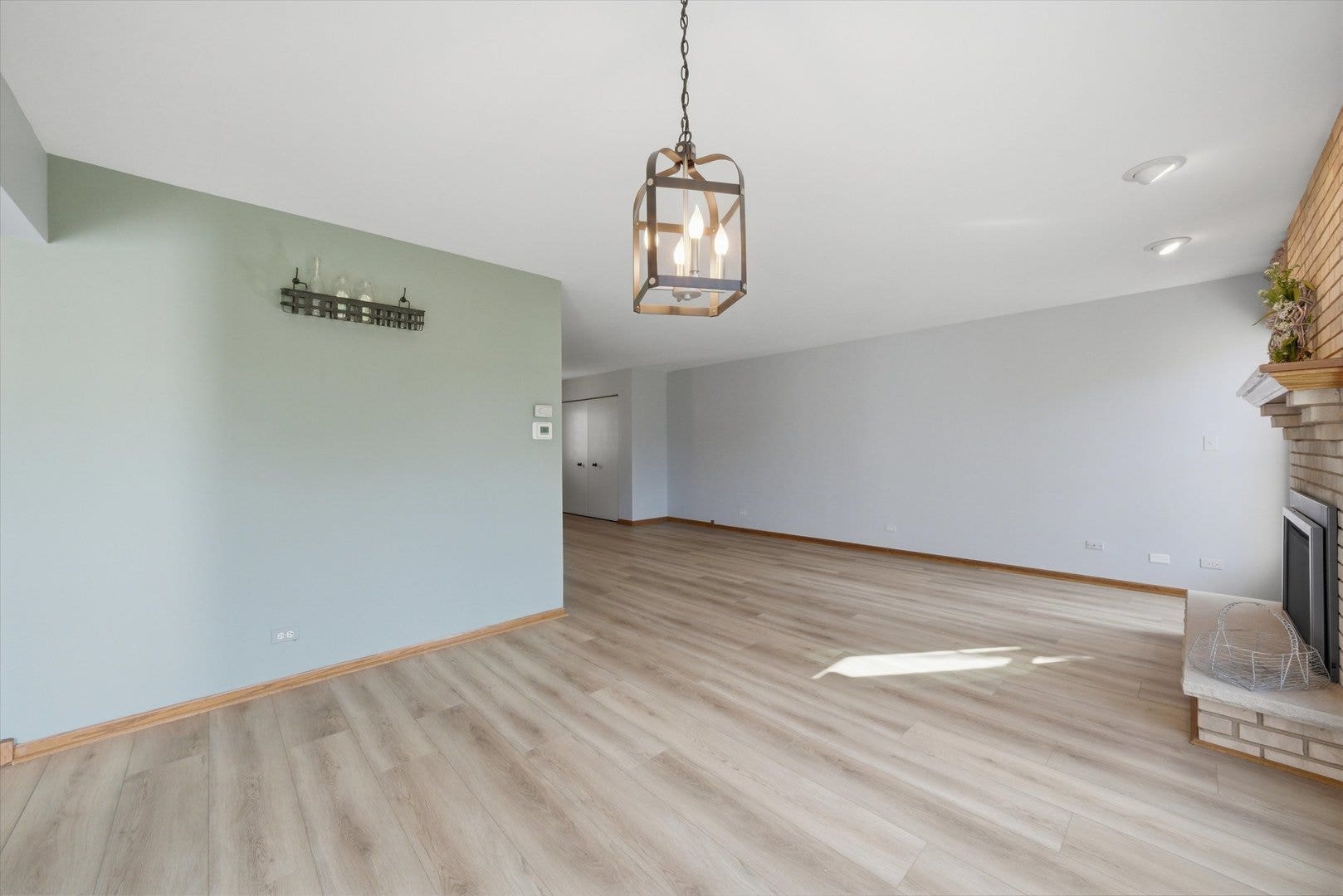 7770 Bristol Park Drive, Tinley Park, IL 60477 Dining Room
