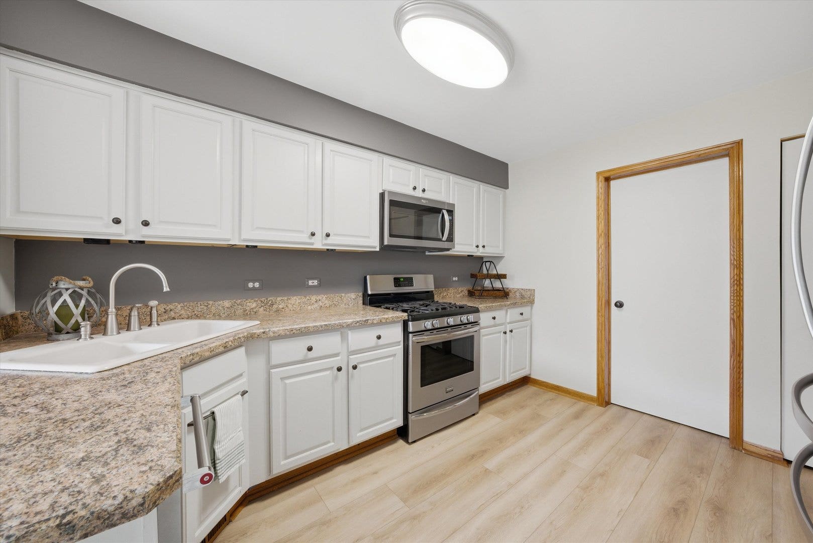 7770 Bristol Park Drive, Tinley Park, IL 60477 7770 Bristol Park Drive, Tinley Park, IL 60477
