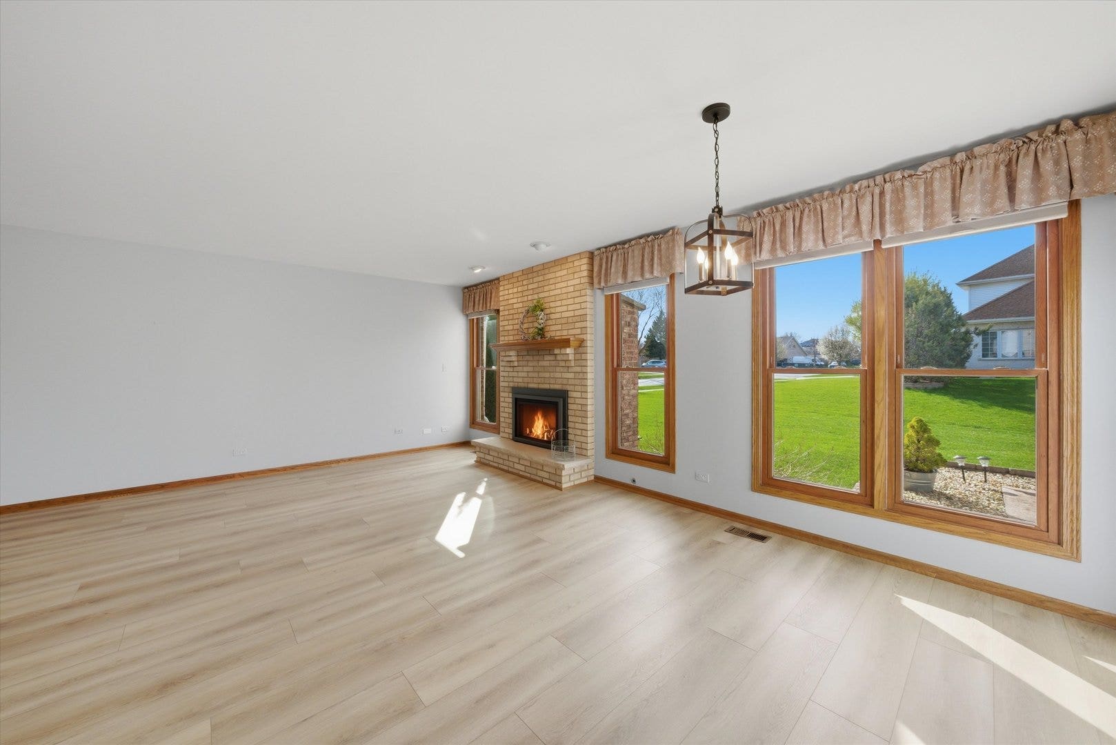 7770 Bristol Park Drive, Tinley Park, IL 60477 7770 Bristol Park Drive, Tinley Park, IL 60477