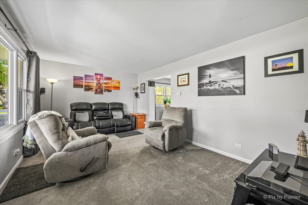 37W150 Olwin Drive, Elgin, IL 60124 37W150 Olwin Drive, Elgin, IL 60124