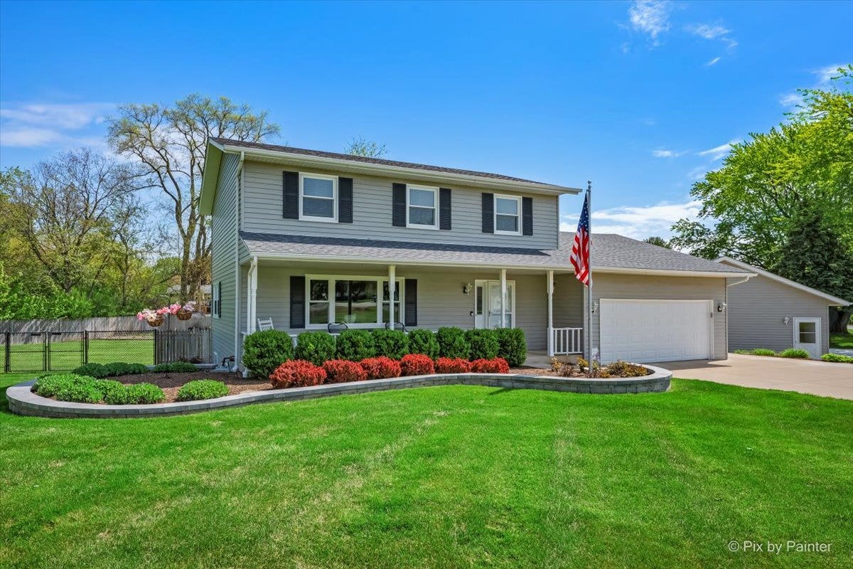 37W150 Olwin Drive, Elgin, IL 60124 37W150 Olwin Drive, Elgin, IL 60124