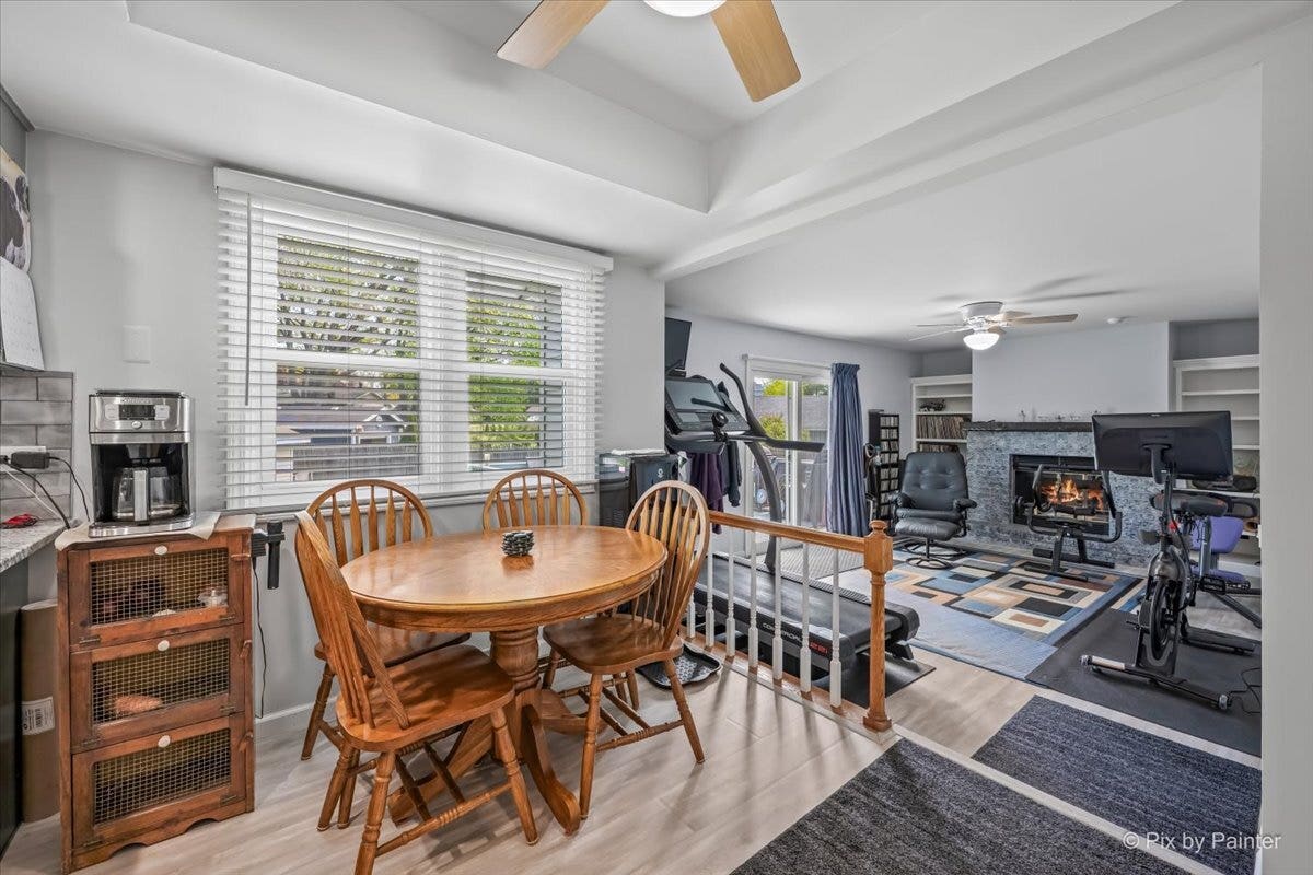 37W150 Olwin Drive, Elgin, IL 60124 37W150 Olwin Drive, Elgin, IL 60124