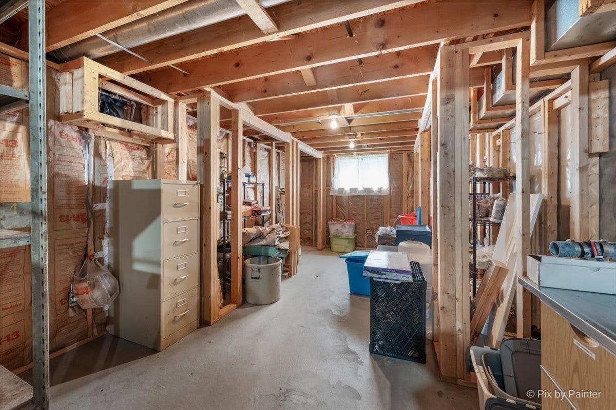 37W150 Olwin Drive, Elgin, IL 60124 37W150 Olwin Drive, Elgin, IL 60124