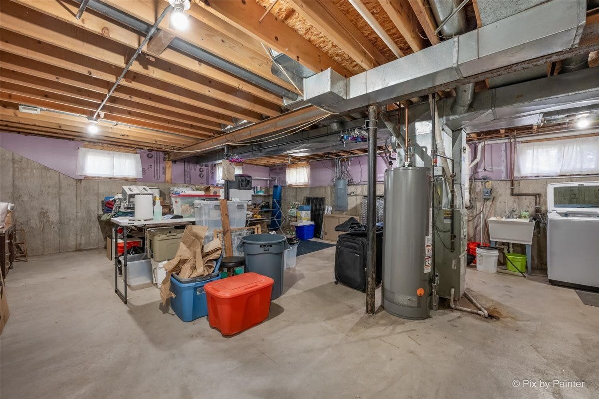 37W150 Olwin Drive, Elgin, IL 60124 37W150 Olwin Drive, Elgin, IL 60124