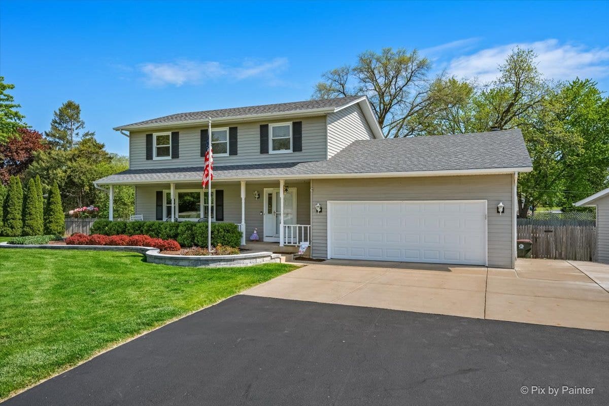 37W150 Olwin Drive, Elgin, IL 60124 37W150 Olwin Drive, Elgin, IL 60124