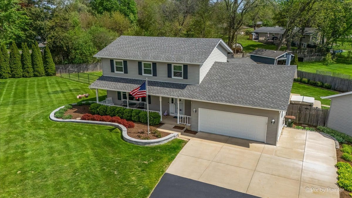 37W150 Olwin Drive, Elgin, IL 60124 37W150 Olwin Drive, Elgin, IL 60124