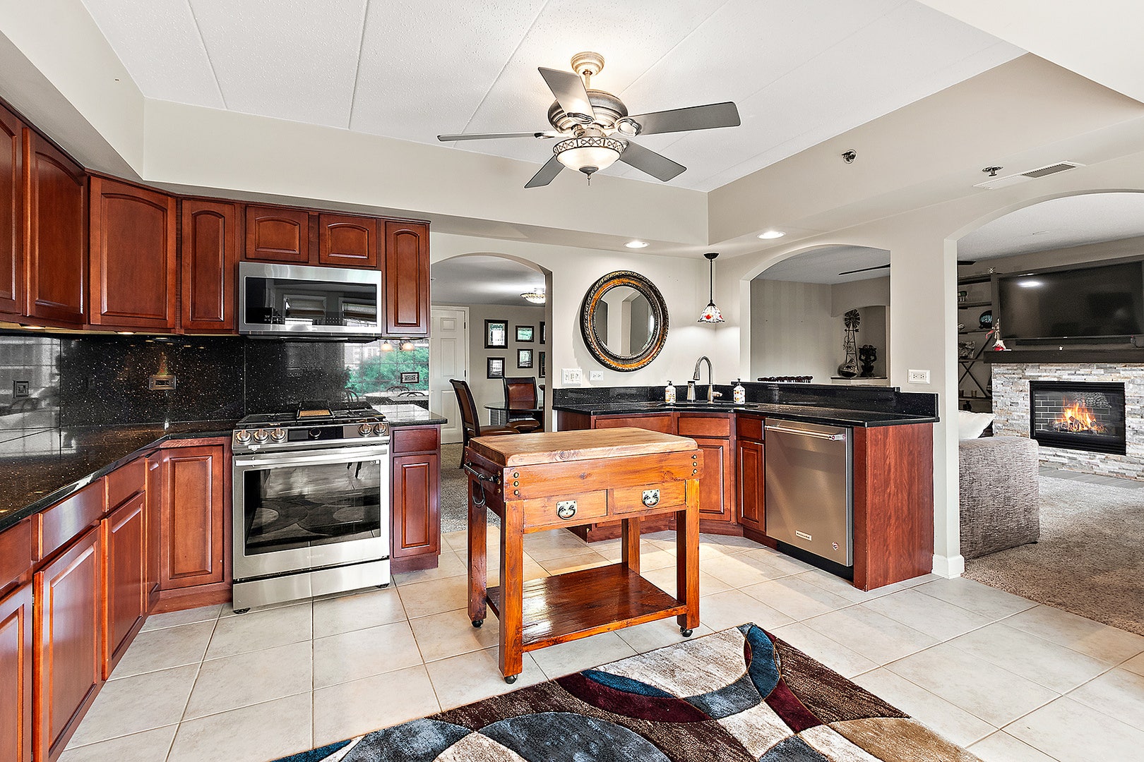 7920 Trinity Circle, #3SE, Tinley Park, IL 60487 7920 Trinity Circle, #3SE, Tinley Park, IL 60487