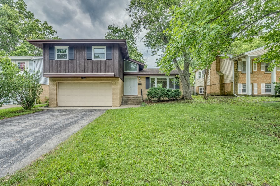 Property photo for 19025 Jodi Terrace, Homewood, IL