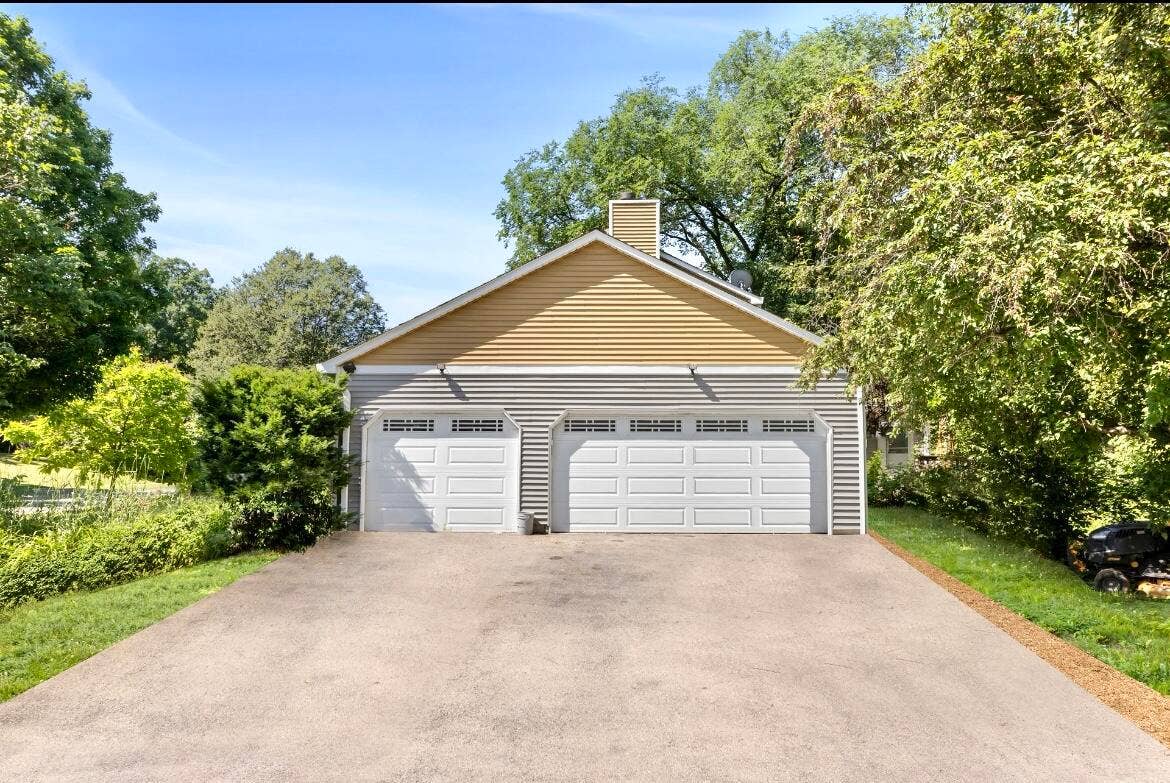 436 Cambridge Way, Bolingbrook, IL 60440 436 Cambridge Way, Bolingbrook, IL 60440