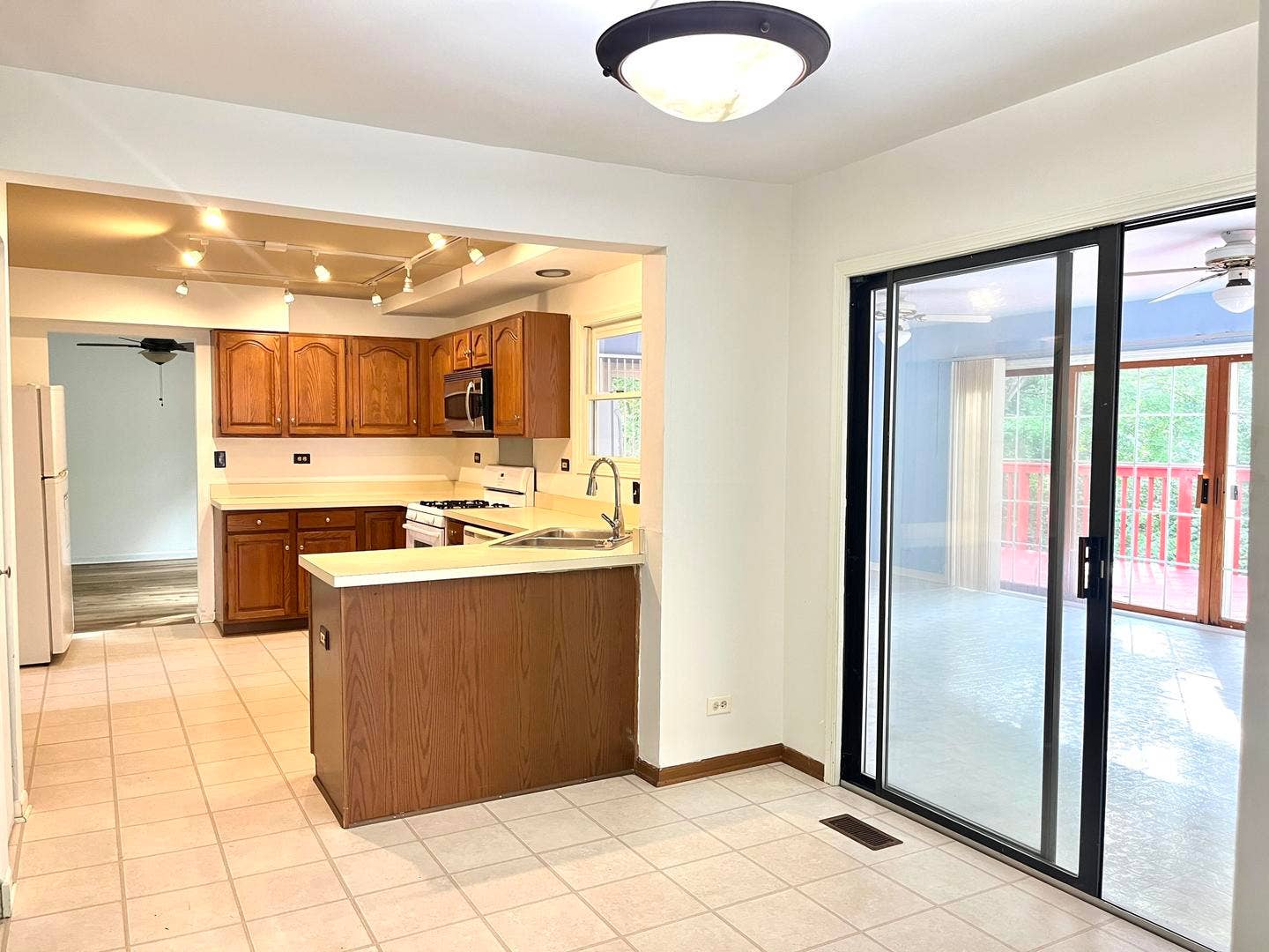 436 Cambridge Way, Bolingbrook, IL 60440 436 Cambridge Way, Bolingbrook, IL 60440