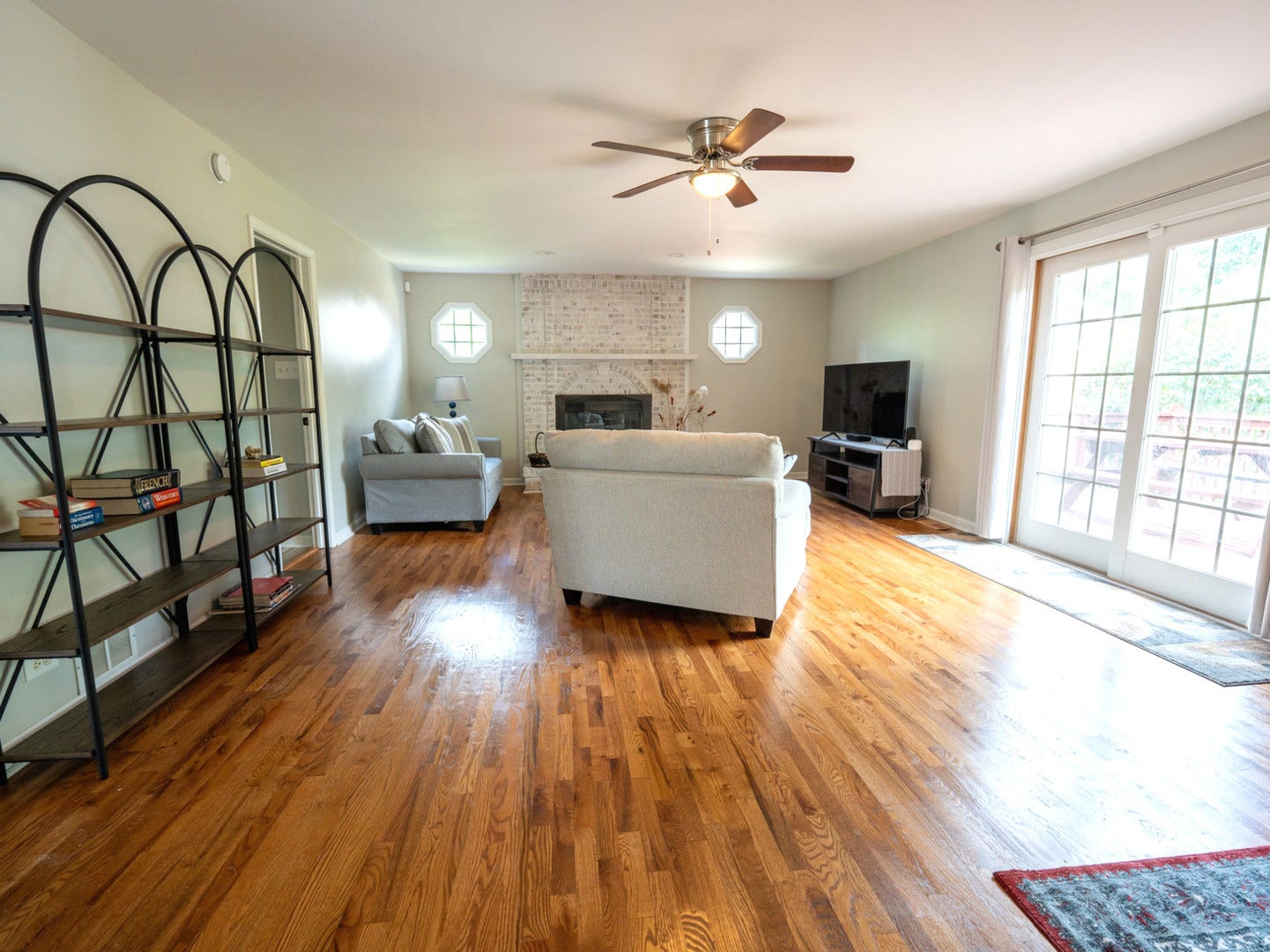 17011 Danielle Court, Oak Forest, IL 60452