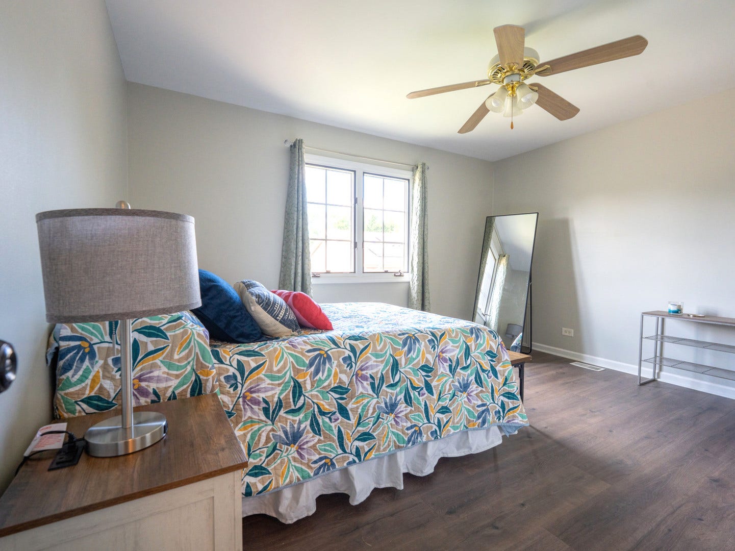 17011 Danielle Court, Oak Forest, IL 60452