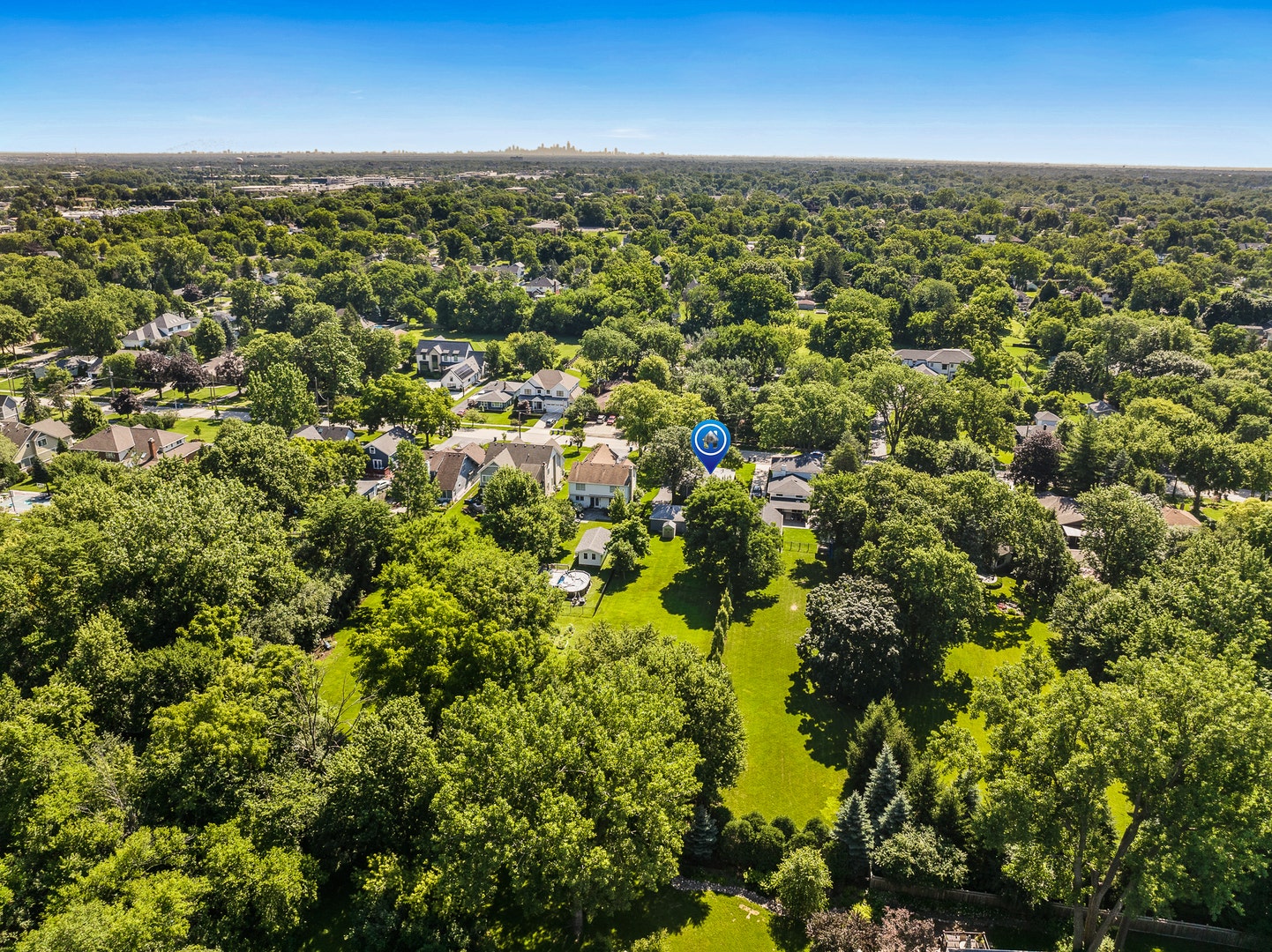 4600 Roslyn Road, Downers Grove, IL 60515 4600 Roslyn Road, Downers Grove, IL 60515