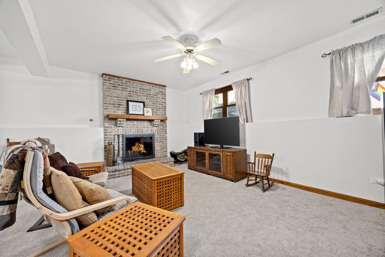 4600 Roslyn Road, Downers Grove, IL 60515 4600 Roslyn Road, Downers Grove, IL 60515
