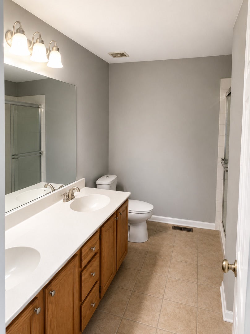 2303 Hudson Circle, Aurora, IL 60502 2303 Hudson Circle, Aurora, IL 60502