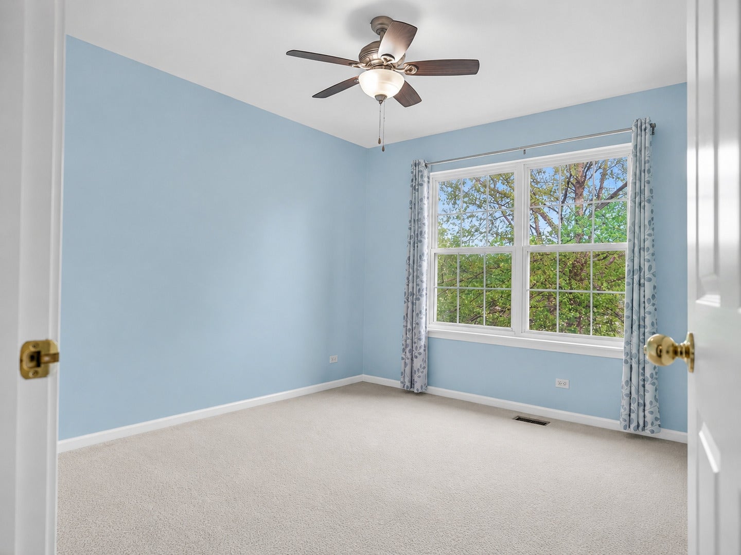 731 Sapphire Drive, Bolingbrook, IL 60490 731 Sapphire Drive, Bolingbrook, IL 60490