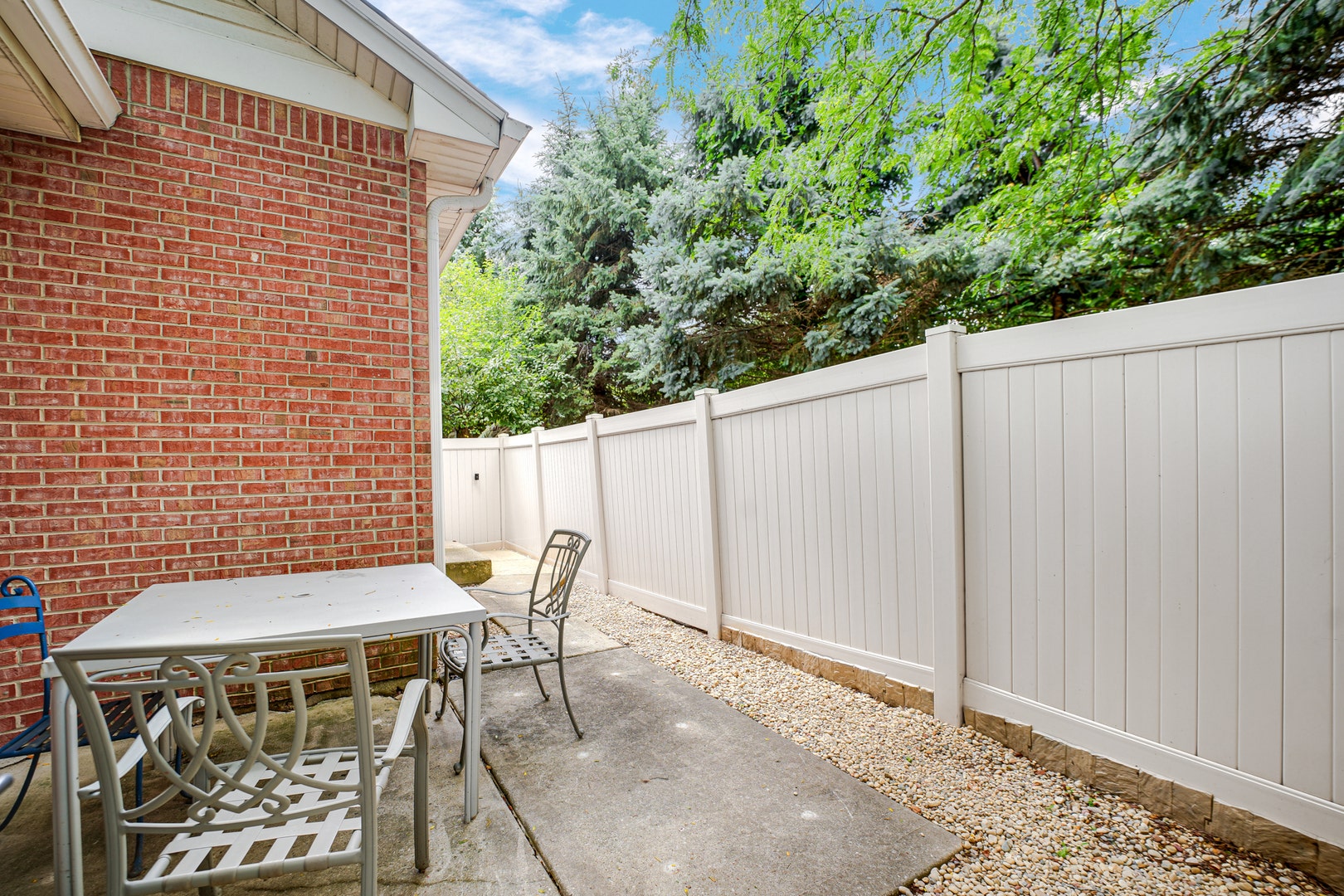 18590 W Point Drive, Tinley Park, IL 60477