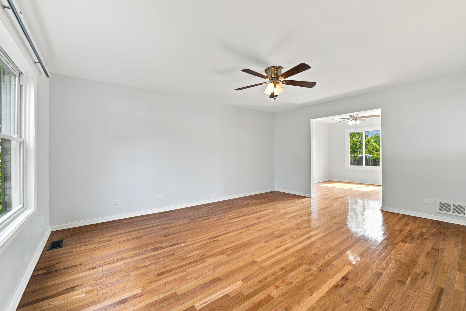 270 Janes Avenue, Bolingbrook, IL 60440 270 Janes Avenue, Bolingbrook, IL 60440