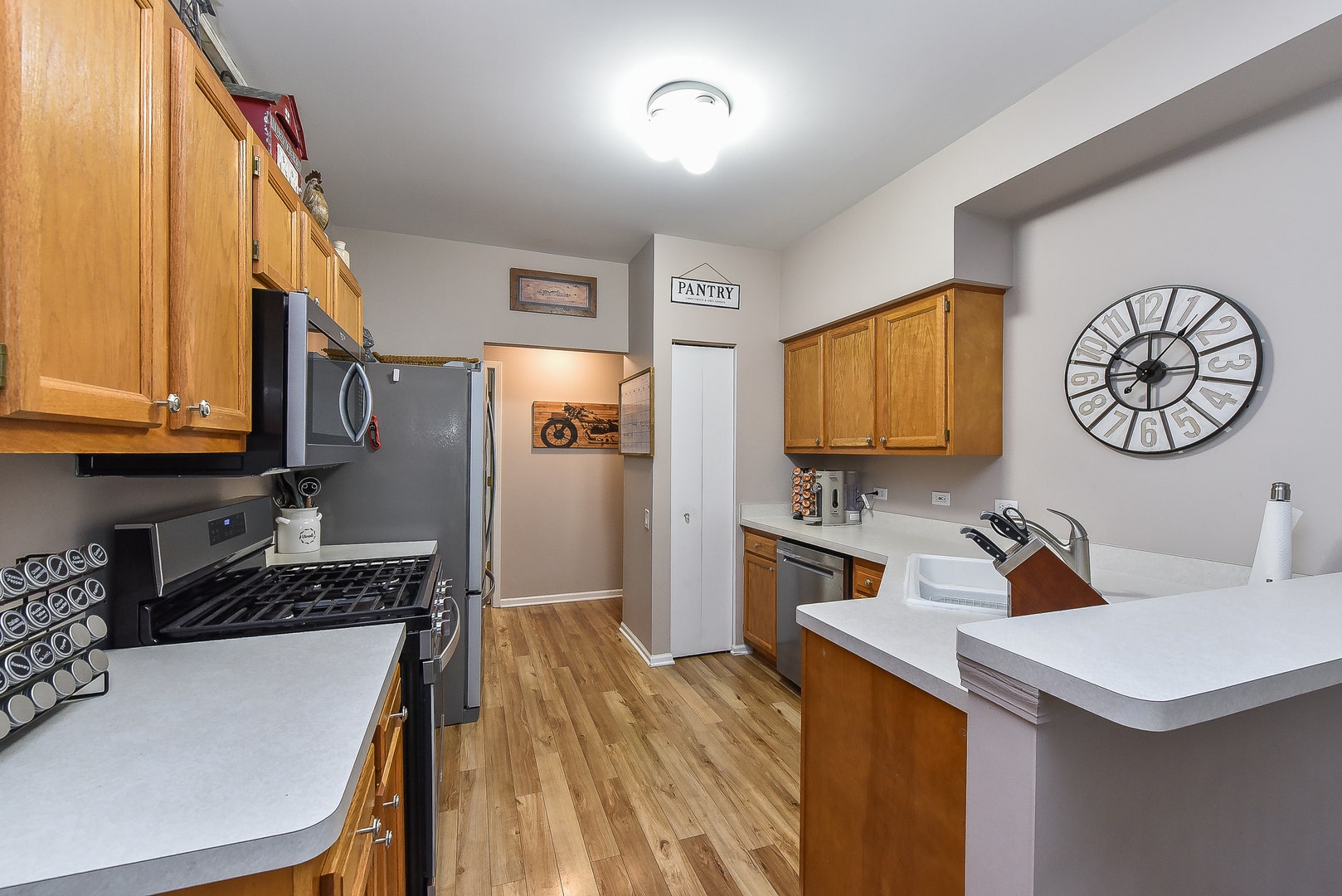 2077 College Green Drive, #2077, Elgin, IL 60123