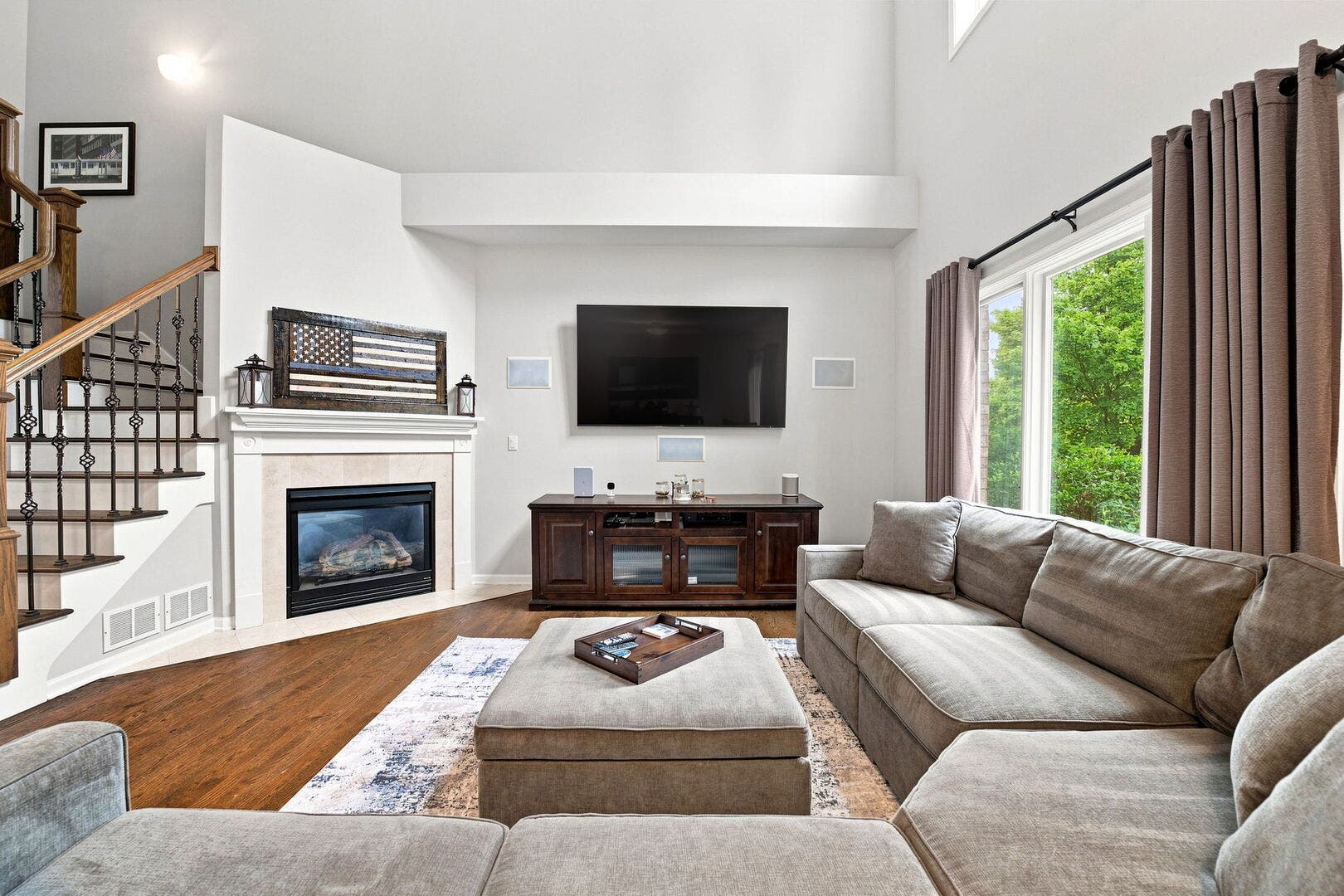 150 Santa Fe Lane, Willow Springs, IL 60480 150 Santa Fe Lane, Willow Springs, IL 60480