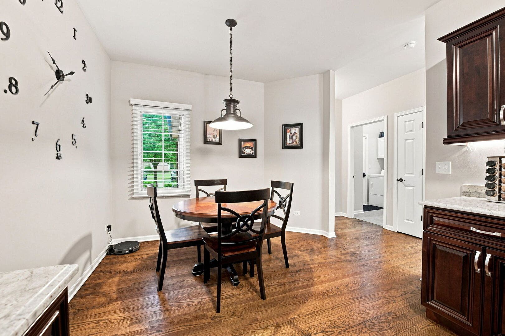150 Santa Fe Lane, Willow Springs, IL 60480 150 Santa Fe Lane, Willow Springs, IL 60480