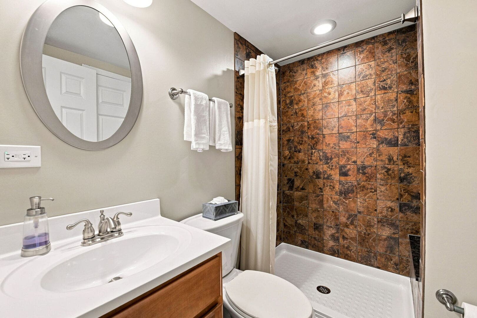 150 Santa Fe Lane, Willow Springs, IL 60480 150 Santa Fe Lane, Willow Springs, IL 60480