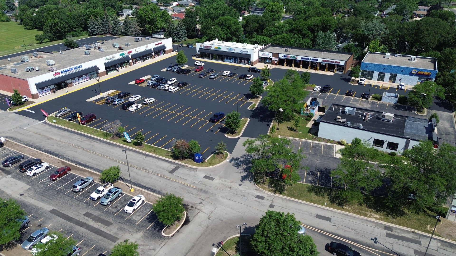239 S Bolingbrook Drive, #1, Bolingbrook, IL 60440 239 S Bolingbrook Drive, #1, Bolingbrook, IL 60440