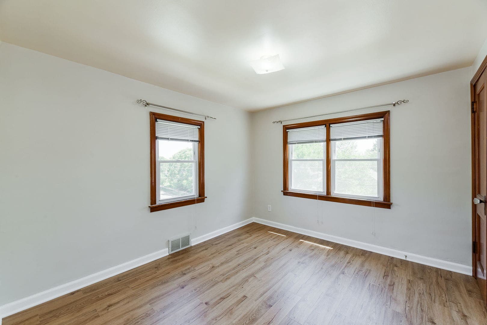 716 Walnut Street, #2, Lemont, IL 60439 716 Walnut Street, #2, Lemont, IL 60439