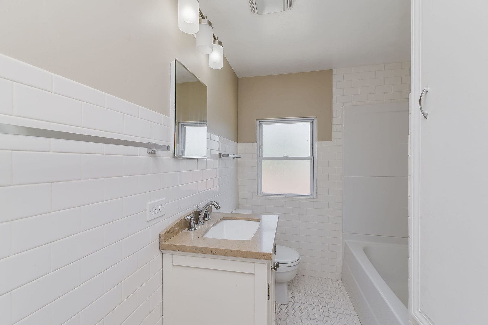 716 Walnut Street, #2, Lemont, IL 60439 716 Walnut Street, #2, Lemont, IL 60439