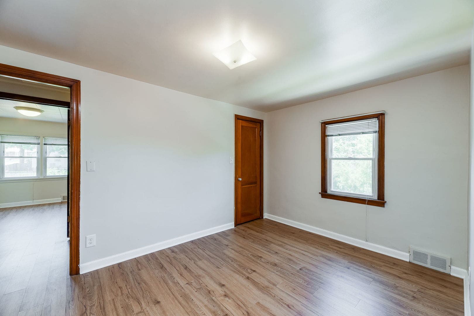 716 Walnut Street, #2, Lemont, IL 60439 716 Walnut Street, #2, Lemont, IL 60439